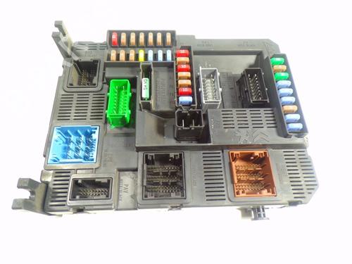 fuse-box-citroen-c4-cactus-1612139080-9807531680-2014-7666298 main image