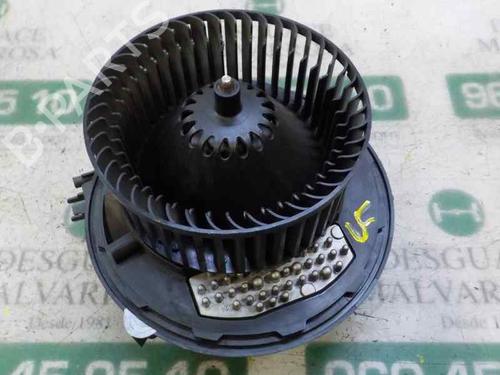 Used Heater blower motor Heater blower motor VW TOURAN (5T1) 2.0 TDI (116 hp) 6301900 6301900