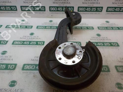 Used Left rear steering knuckle Left rear steering knuckle VW GOLF VI (5K1) 1.6 TDI (105 hp) 3874438 3874438