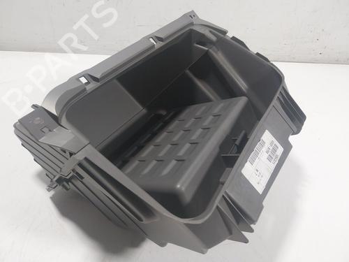Used Glove box Glove box NISSAN NV200 Van 1.5 dCi 110 (M20, M20N, M20M) (110 hp) 18011881 18011881