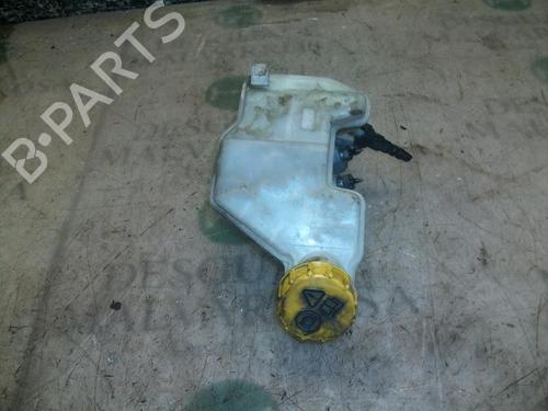 Used Brake master cylinder FORD FIESTA V (JH_, JD_) 1.6 16V (100 hp) 3766895