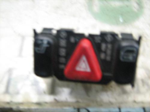 Used Warning switch MERCEDES-BENZ C-CLASS (W202) [1993-2000]  3774404