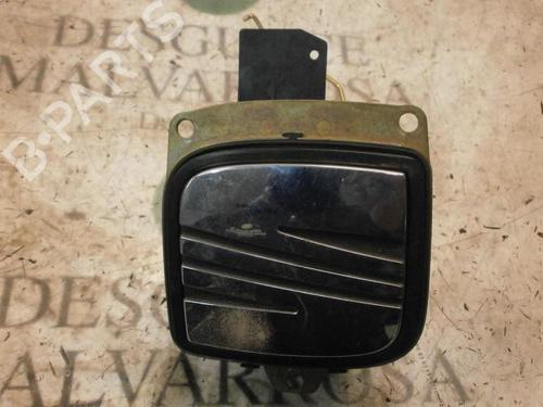 Used Tailgate handle Tailgate handle SEAT IBIZA III (6L1) 1.9 SDI (64 hp) 3752039 3752039