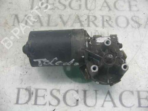 Used Front wiper motor Front wiper motor SEAT TOLEDO I (1L2) 1.9 TD (75 hp) 3789733 3789733