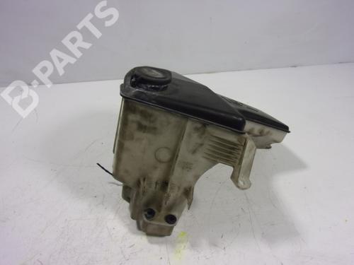 windscreen-washer-tank-bmw-x5-e53-30-d-61668252722-2000-2001-2002-2003-2004-2005-2006-10548132 main image