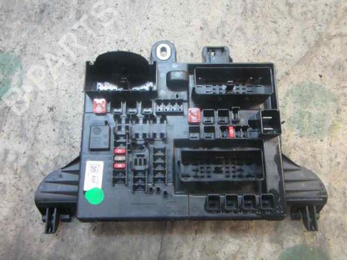 Used Fuse box Fuse box OPEL INSIGNIA A (G09) 2.0 CDTI (68) (120 hp) 3853093 3853093