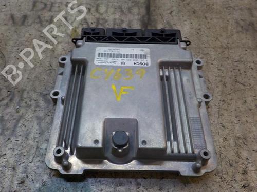 Used Engine control unit (ECU) Engine control unit (ECU) RENAULT CLIO IV (BH_) [2012-2021] 3850996 3850996