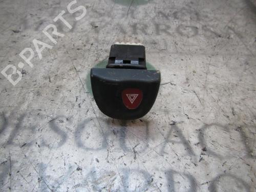 Used Warning switch Warning switch RENAULT SCÉNIC I MPV (JA0/1_, FA0_) 1.9 D (JA0J, FA0J) (64 hp) 3837913 3837913