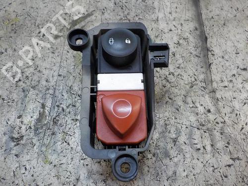 Used Warning switch Warning switch RENAULT SCÉNIC II (JM0/1_) [2003-2010] 3847836 3847836