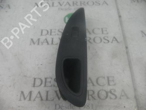 Used Left front window switch NISSAN PRIMERA Hatchback (P12) [2002-2025]  3739358