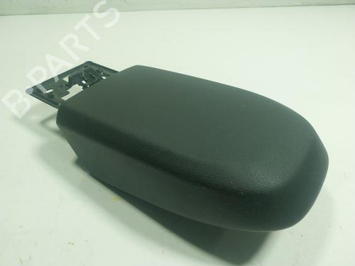 Used Armrest / Center console FORD KUGA I [2008-2012]  19105074