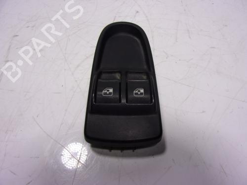 Used Left front window switch Left front window switch IVECO DAILY VI Van 33S13, 35S13, 35C13 (126 hp) 17024126 17024126