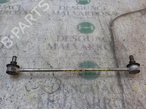Used Right front suspension arm TOYOTA YARIS (_P13_) [2010-2020]  14280157