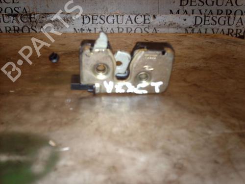 Used Tailgate lock FORD FIESTA IV (JA_, JB_) 1.3 i (60 hp) 3786083