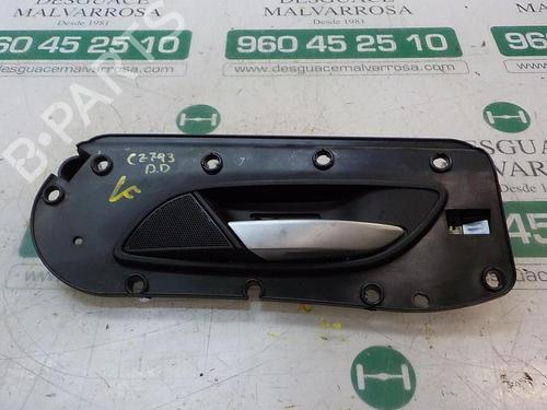 Used Front right interior door handle Front right interior door handle FIAT GRANDE PUNTO (199_) 1.3 D Multijet (199.AXD11, 199.AXD1A, 199.AXD1B,... (90 hp) 3865761 3865761
