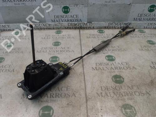 Used Gear lever RENAULT CLIO III (BR0/1, CR0/1) 1.2 16V (BR0P, CR0P) (101 hp) 7409971