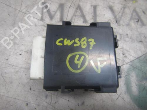 Used Electronic module TOYOTA AURIS Estate (_E18_) 2.0 D-4D (ADE186_) (124 hp) 4010633