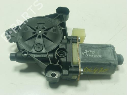 Left front window motor SEAT LEON Sportstourer (KL8, KLD)  | BP18297601E21 