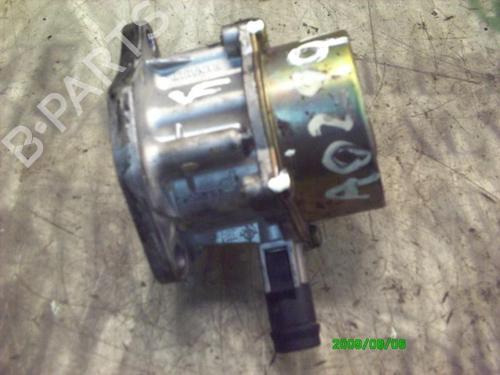 Used Vacuum pump NISSAN MICRA III (K12) [2002-2010]  3750245