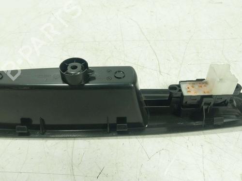 Right rear window switch RENAULT KADJAR (HA_, HL_) 1.5 BLUE dCi 115 (HLA6) | BP38320204I28 - Image 3