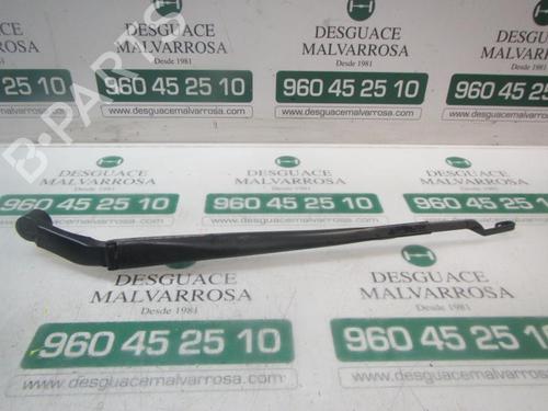 front-wipers-mechanism-toyota-corolla-hatchback-_e21_-_ea1_-_eh1_-8522102410-2018-9104240 main image