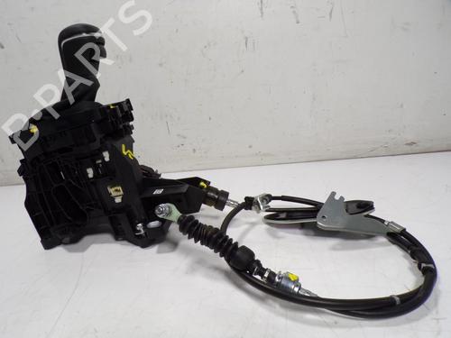 Used Gear lever Gear lever TOYOTA YARIS CROSS (MXP_) 1.5 Hybrid (MXPJ10) (116 hp) 15121644 15121644
