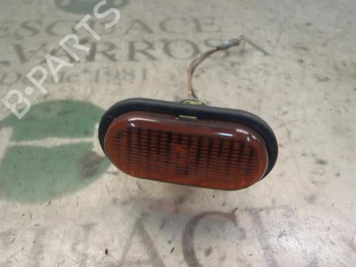 Used Right side indicator NISSAN PRIMASTAR Van (X83) 1.9 dCi 100 (100 hp) 11642336