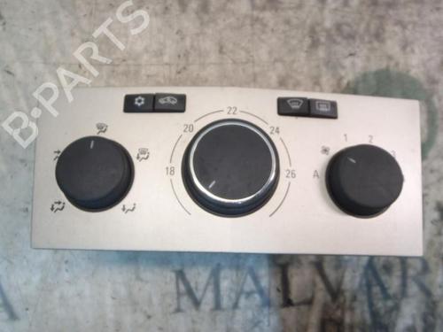 Used Climate control Climate control OPEL ASTRA H TwinTop (A04) 1.6 (L67) (105 hp) 3813404 3813404