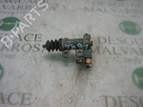 Kupplungsgeberzylinder für TOYOTA YARIS (_P1_) 1.3 (NCP10, SCP12_) (86 hp) 14294579
