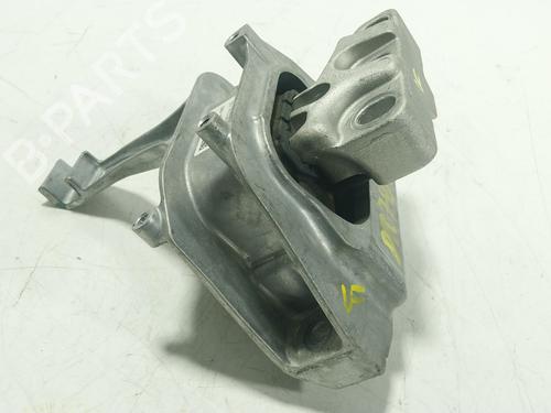 Used Engine mount SEAT LEON Sportstourer (KL8, KLD) 1.5 eTSI (150 hp) 30926591