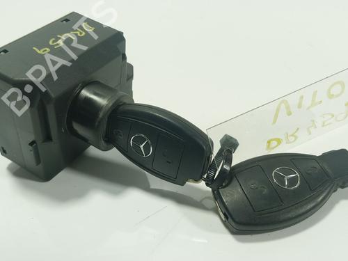 Used Ignition barrel MERCEDES-BENZ VITO Tourer (W447) 114 CDI / 114 BlueTEC (447.701, 447.703, 447.705) (136 hp) 28517956