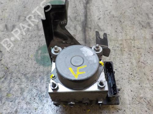 Used ABS pump RENAULT CLIO III Grandtour (KR0/1_) 1.2 16V (KR02, KR0J) (75 hp) 3997838