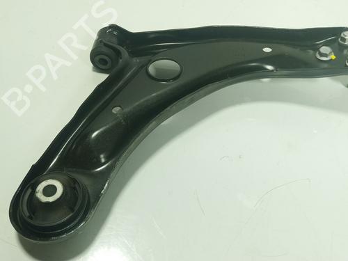 Left front suspension arm TOYOTA YARIS (_P21_, _PA1_, _PH1_) 1.5 Hybrid (MXPH10, MXPH11) | BP31822995M12