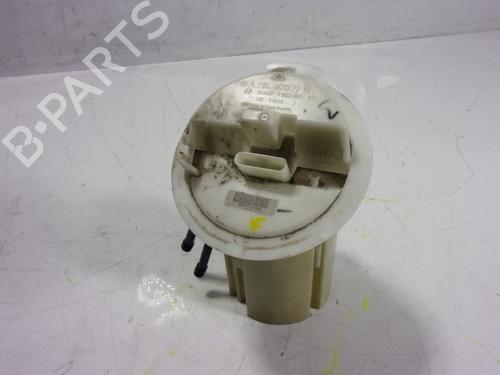 Used Fuel pump Fuel pump MERCEDES-BENZ C-CLASS (W204) C 220 CDI (204.002) (170 hp) 10211996 10211996