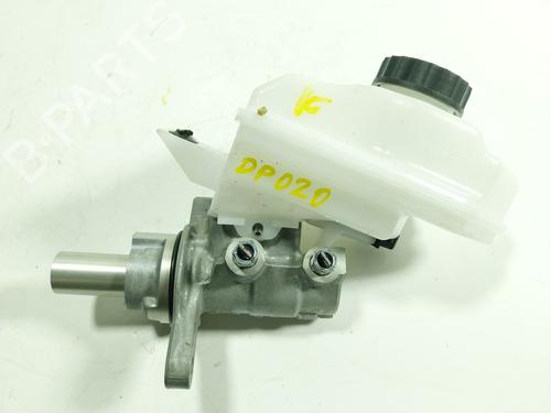 Used Brake master cylinder TOYOTA YARIS CROSS (MXP_) 1.5 Hybrid (131 hp) 20306721