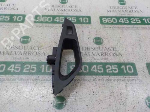 Used Left rear window switch Left rear window switch SEAT LEON ST (5F8) 2.0 TDI (150 hp) 4582616 4582616