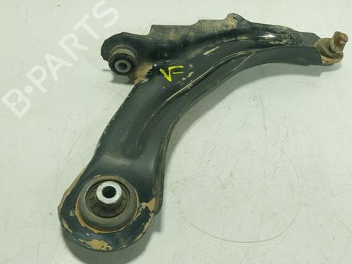 Used Right front suspension arm RENAULT CAPTUR I (J5_, H5_) 0.9 TCe 90 (90 hp) 31060017