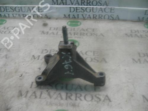 Used Engine mount Engine mount 9085451 9085451