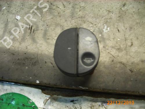 Used Right front window switch FORD FIESTA V (JH_, JD_) 1.4 TDCi (68 hp) 3772013