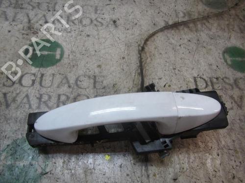 Used Rear left exterior door handle Rear left exterior door handle 3839885 3839885
