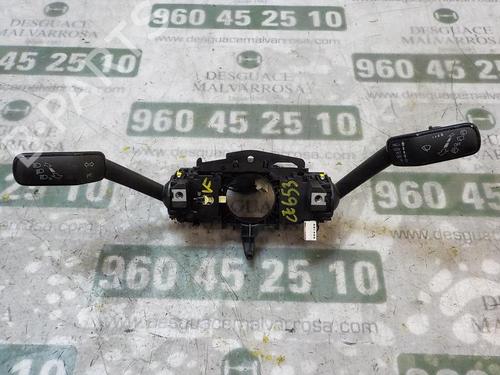 Used Steering column stalk Steering column stalk SEAT LEON (5F1) 1.6 TDI (115 hp) 4000242 4000242
