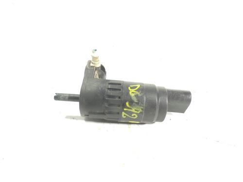Used Washer pump VW GOLF VII (5G1, BQ1, BE1, BE2) 2.0 TDI (150 hp) 14492401