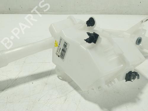 windscreen-washer-tank-toyota-yaris-cross-mxp_-2020-32158368 main image