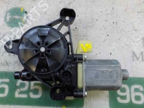 Used Left front window motor Left front window motor VW GOLF VII (5G1, BQ1, BE1, BE2) 1.6 TDI (110 hp) 5406079 5406079