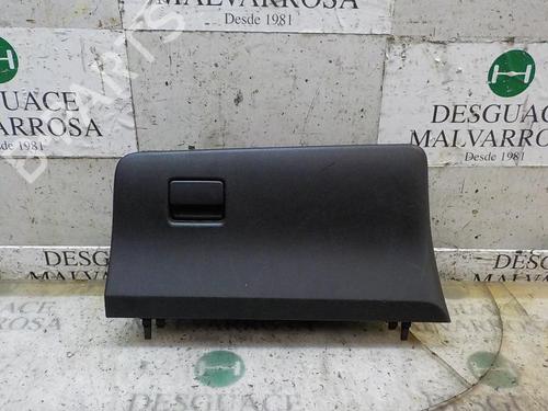 Guantera Guantera TOYOTA YARIS (_P9_) 1.4 D-4D (NLP90_, NLP90R) (90 hp) 3850760 3850760
