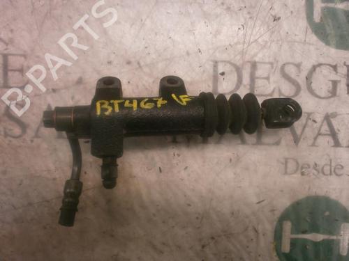 Used Clutch slave cylinder Clutch slave cylinder KIA CERATO I Saloon (LD) 2.0 CRDi (112 hp) 14269620 14269620