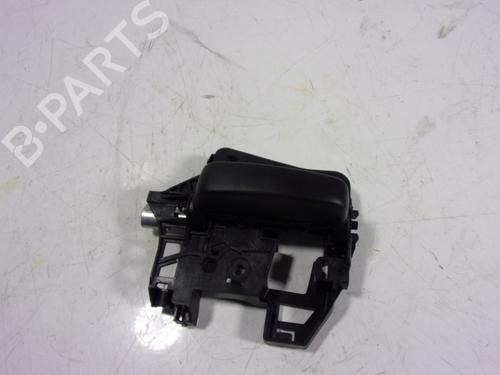 front-right-interior-door-handle-toyota-proace-van-mdz_-2016-10160033 main image