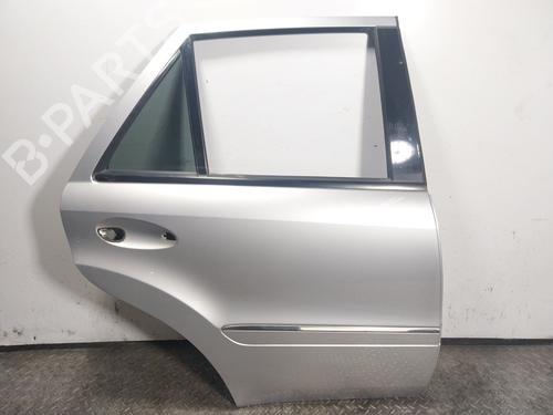 Used Right rear door MERCEDES-BENZ M-CLASS (W164) ML 63 AMG 4-matic (164.177) (510 hp) 16835113