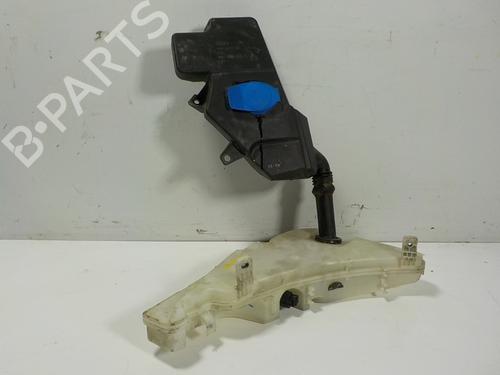 Used Windscreen washer tank Windscreen washer tank 13614628 13614628