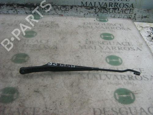 Used Front windshield wiper arm Front windshield wiper arm SEAT CORDOBA (6K1, 6K2) 1.6 i (75 hp) 3793024 3793024